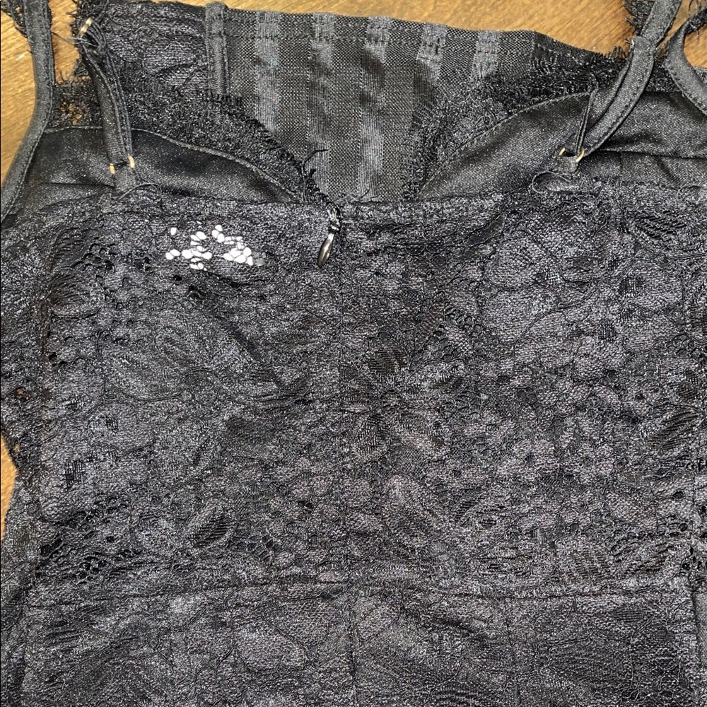 4 for $40 - PrettyLittleThing Black Lace Dress - Picture 11 of 14